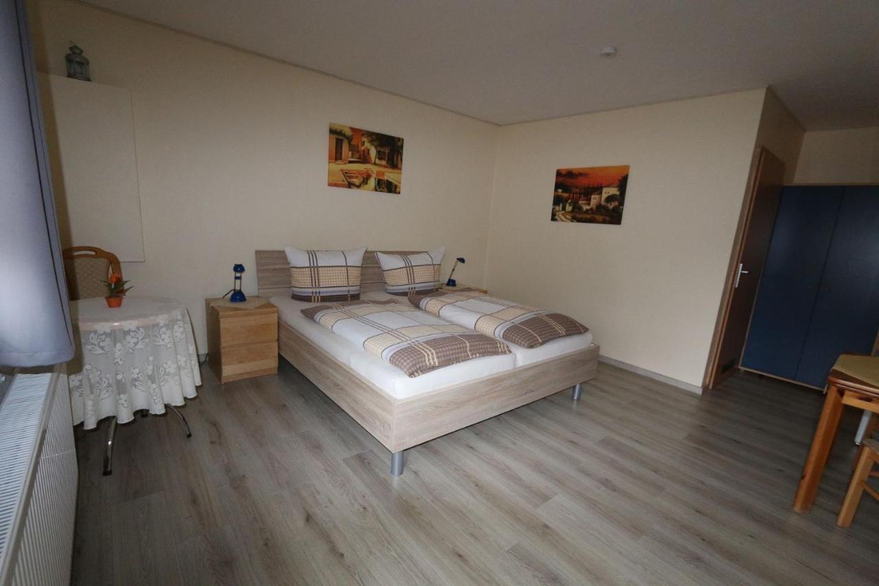 Haus Anne Hotel Neunkirchen  Exterior photo
